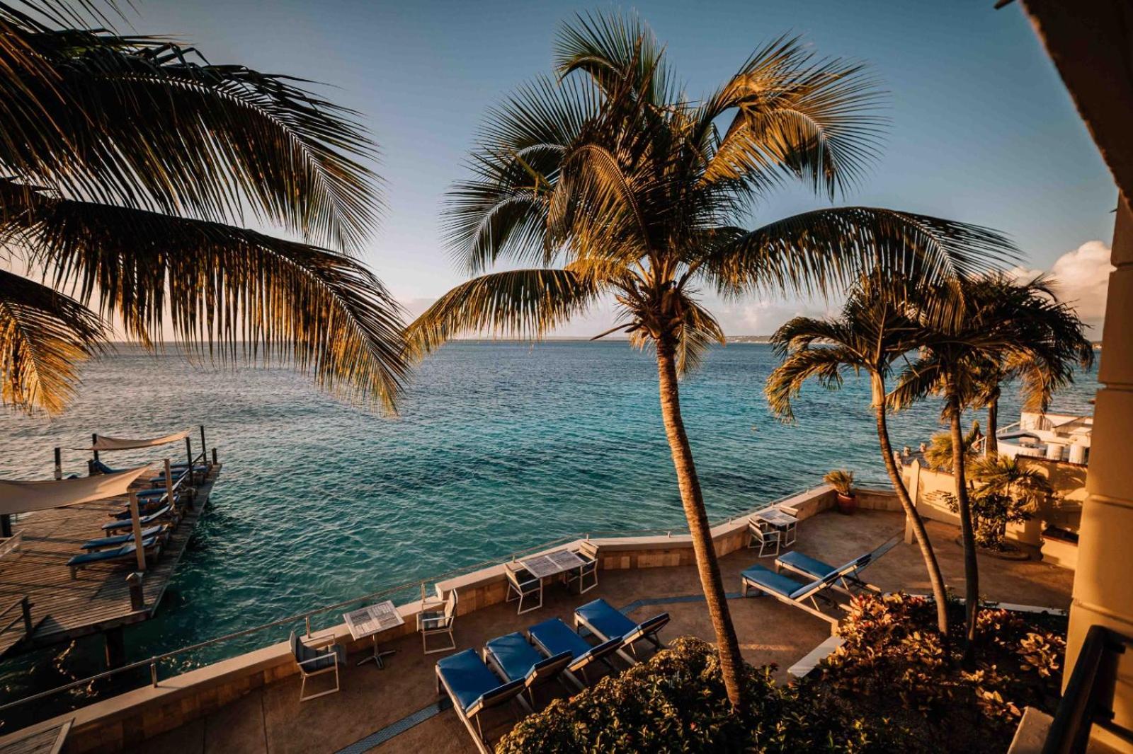 The Bellafonte - Luxury Oceanfront Hotel Kralendijk  Exterior photo