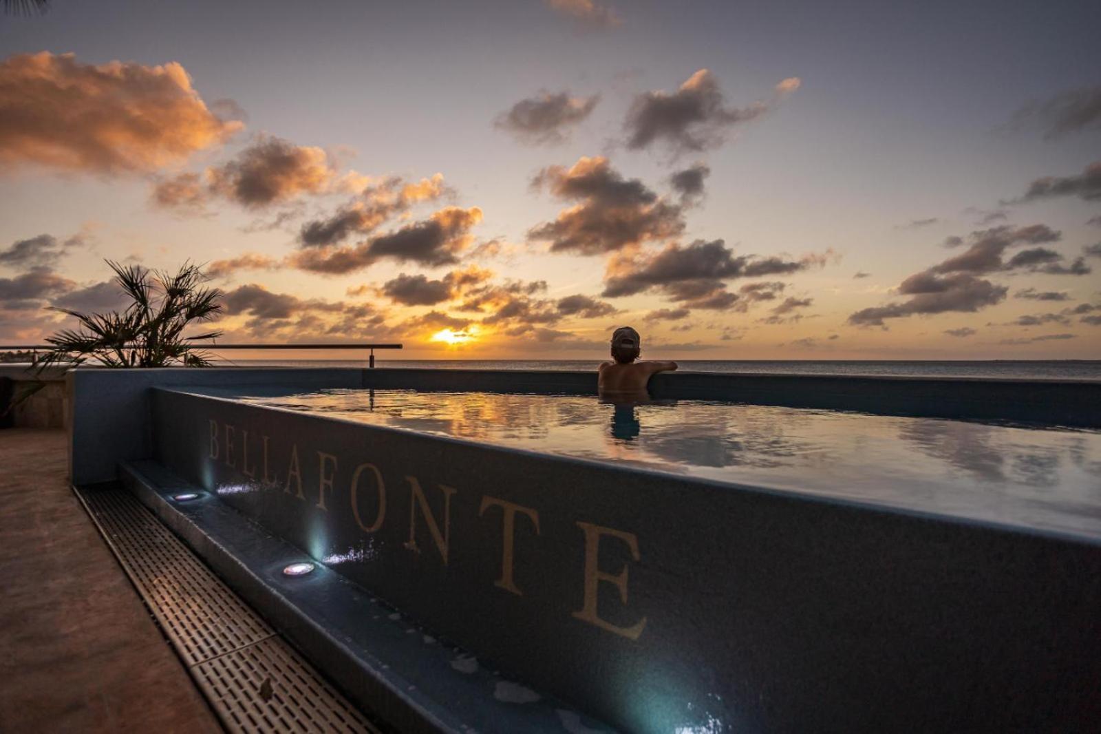 The Bellafonte - Luxury Oceanfront Hotel Kralendijk  Exterior photo